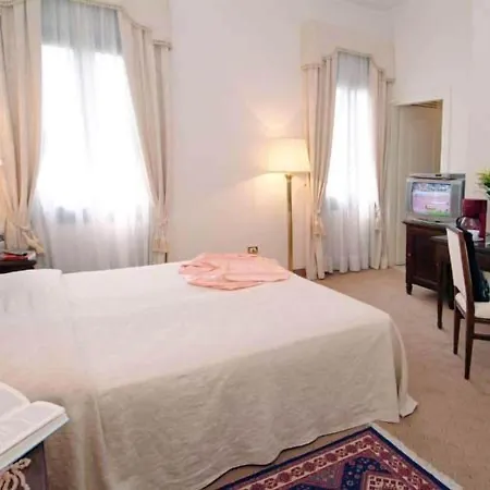 Villa Crispi-2